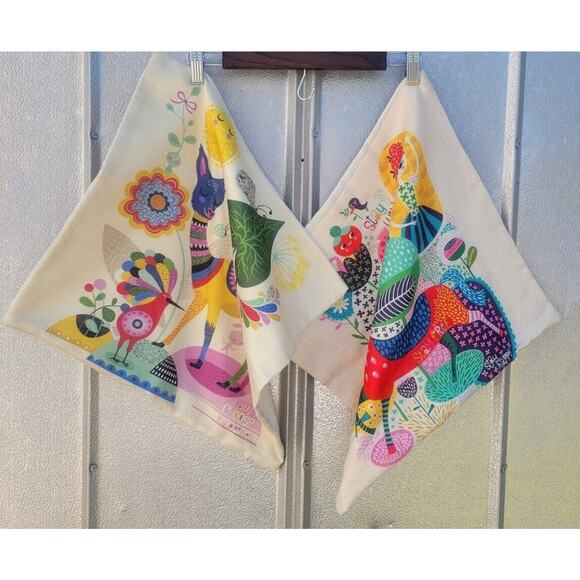 Multicolored Character Woven Pillow Cases 17-1/4 X 16-/1/4 inches - Picture 1 of 13